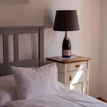 Bed and breakfast Palkonyha Panzió Speiz Gasztroműhely 4*
